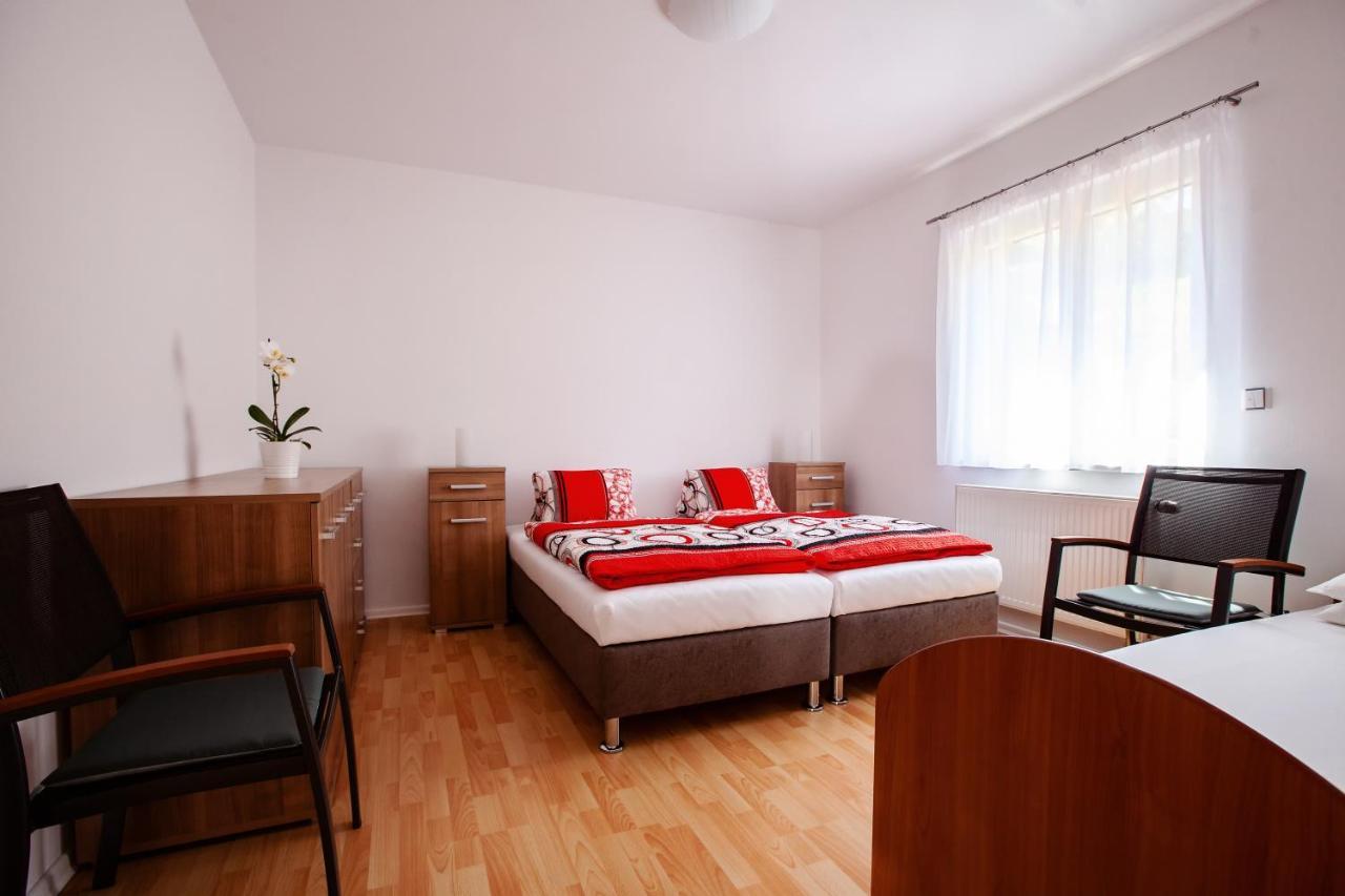 Apartman Dominhaus Cheb Exterior foto